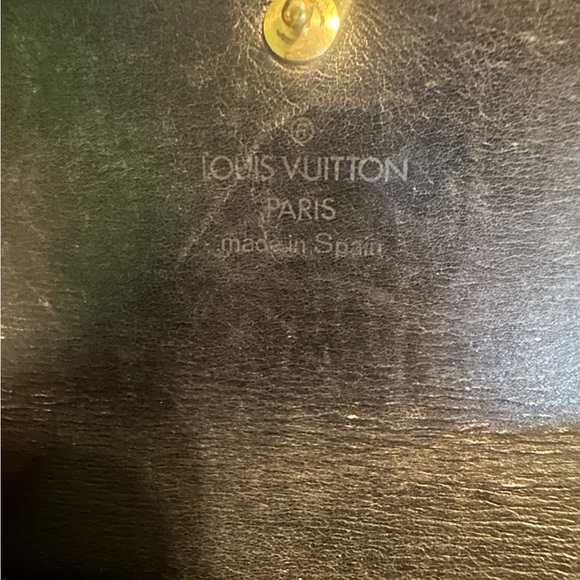 Louis Vuitton Epi Leather Wallet, Full Inclusion - Picture 3 of 15